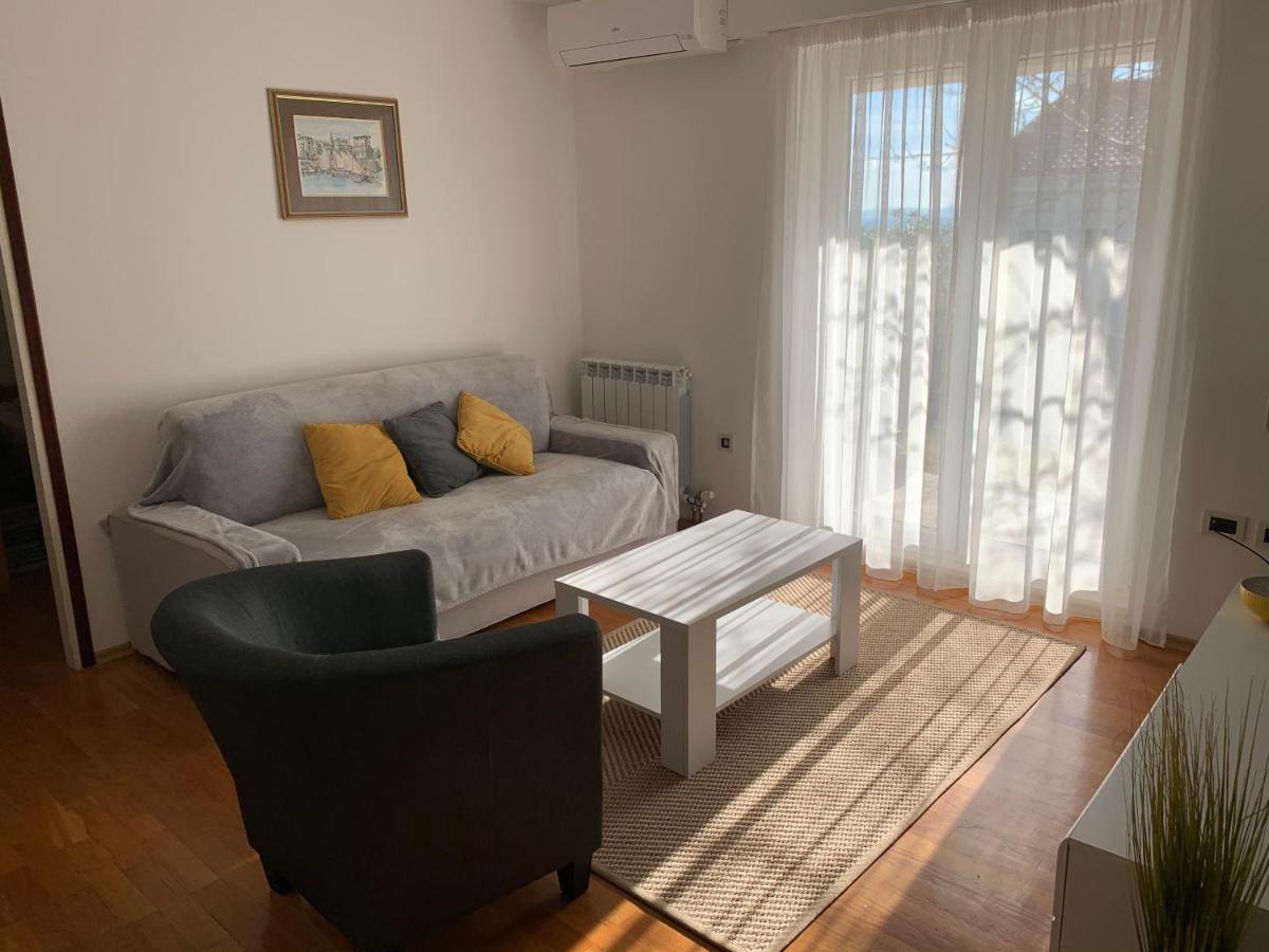 Deluxe Apartment Dora With A Private Parking, Terrace And See View Rijeka Luaran gambar