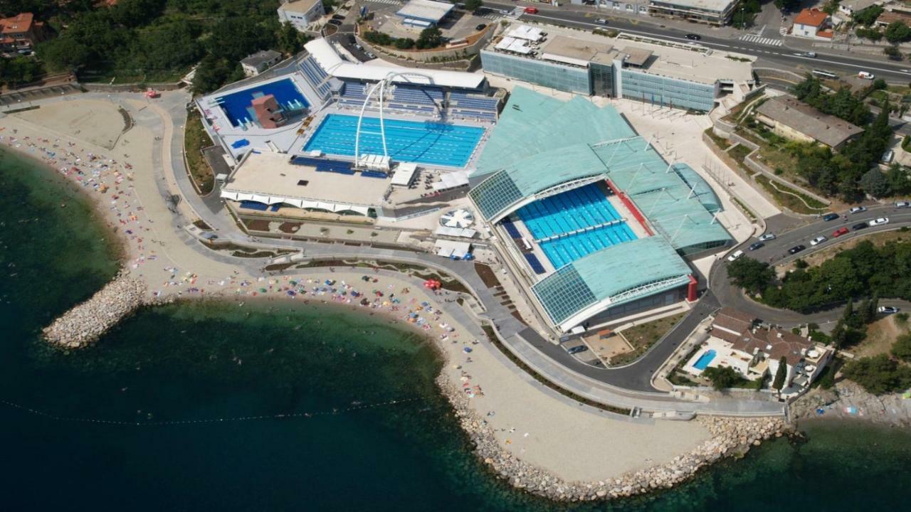 Deluxe Apartment Dora With A Private Parking, Terrace And See View Rijeka Luaran gambar